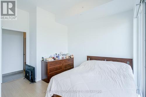 1413 - 30 Shore Breeze Drive, Toronto, ON - Indoor Photo Showing Bedroom