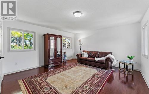 Generous Second Bedroom with Closet - 1665 Asgard Drive, Mississauga, ON - Indoor Photo Showing Living Room