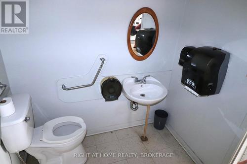 36 Nickel Street, Port Colborne (East Village), ON - Indoor Photo Showing Bathroom