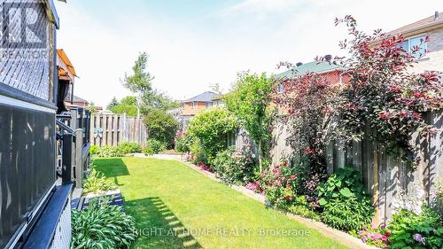 Perennial's are beautiful - 36 Benjamin Lane, Barrie, ON - Outdoor