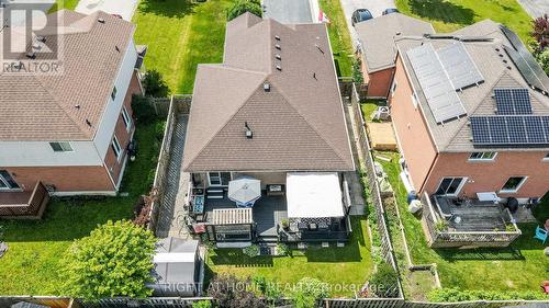 Pride of Ownership - 36 Benjamin Lane, Barrie, ON - Outdoor