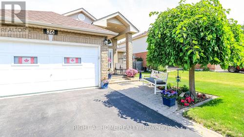 Unistone Walkway - 36 Benjamin Lane, Barrie, ON - Outdoor
