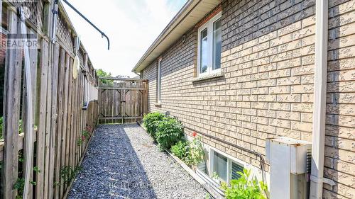 No maintenance side yard - 36 Benjamin Lane, Barrie, ON - Outdoor With Exterior