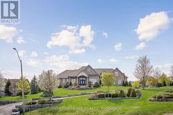18 BICE COURT  Clarington, ON L0B 1J0