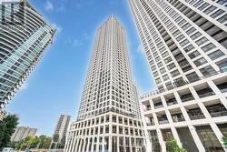 1807 - 30 ELM DRIVE W Mississauga, ON L5B 0N6
