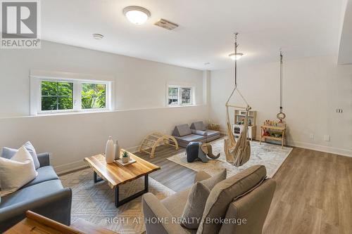 590 Golf Course Road, Douro-Dummer, ON - Indoor Photo Showing Living Room