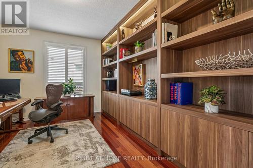 4263 Couples Crescent, Burlington, ON 