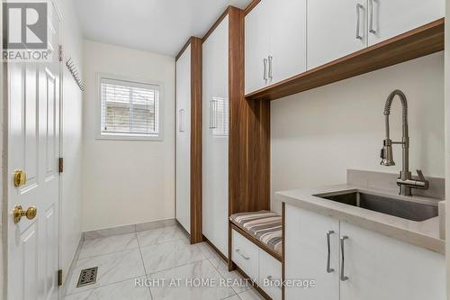 4263 Couples Crescent, Burlington, ON 