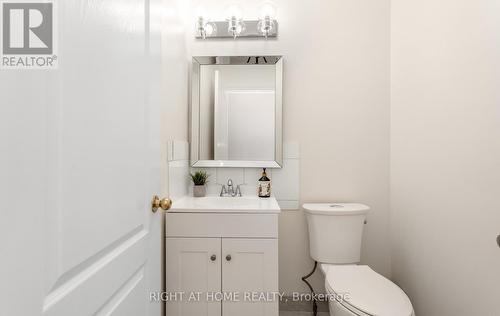 3081 Baron Drive, Mississauga, ON - Indoor Photo Showing Bathroom