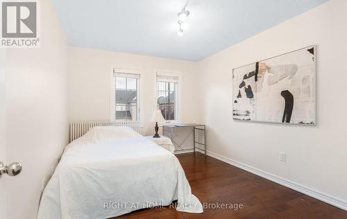 3081 Baron Drive, Mississauga, ON - Indoor Photo Showing Bedroom