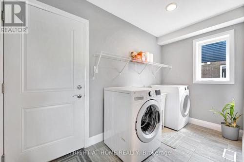 135 Stephenson Way, Minto, ON - Indoor Photo Showing Laundry Room