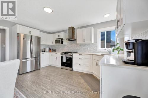 135 Stephenson Way, Minto, ON - Indoor Photo Showing Kitchen With Stainless Steel Kitchen With Upgraded Kitchen