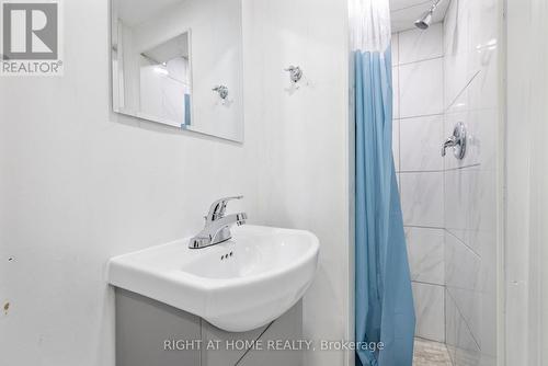 Basement Washroom - 1147 Saturnia Crescent, Mississauga, ON - Indoor Photo Showing Bathroom