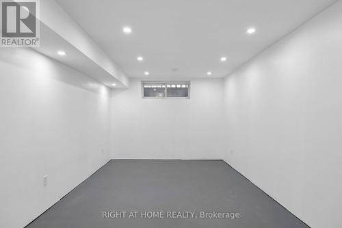 46 Tidefall Drive, Toronto, ON - Indoor