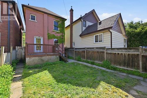 343 Cumberland Avenue, Hamilton, ON - Outdoor