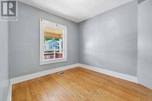 343 Cumberland Avenue, Hamilton, ON - Indoor Photo Showing Other Room