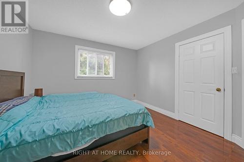 2573 Oshkin Court, Mississauga, ON - Indoor Photo Showing Bedroom