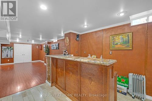 2573 Oshkin Court, Mississauga, ON - Indoor