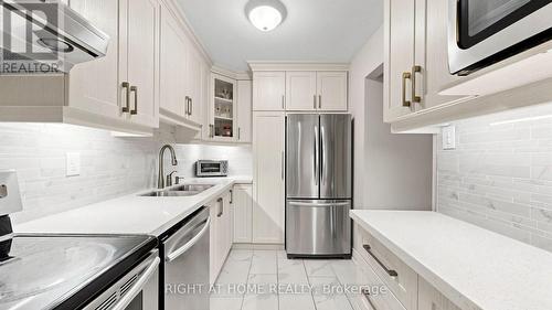 4 Harper Way, Markham, ON - Indoor Photo Showing Kitchen With Stainless Steel Kitchen With Double Sink With Upgraded Kitchen