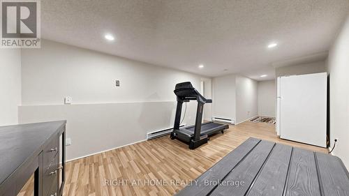 4 Harper Way, Markham, ON - Indoor Photo Showing Other Room