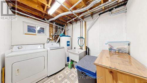 4 Harper Way, Markham, ON - Indoor Photo Showing Laundry Room