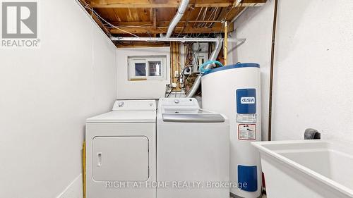 4 Harper Way, Markham, ON - Indoor Photo Showing Laundry Room