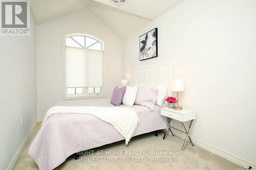 25 Sibella Way, Vaughan, ON - Indoor Photo Showing Bedroom