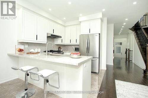 25 Sibella Way, Vaughan, ON - Indoor Photo Showing Kitchen With Upgraded Kitchen