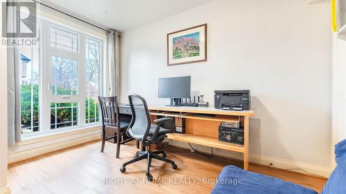 82 Tower Drive, Toronto, ON - Indoor Photo Showing Office