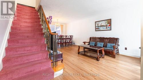 82 Tower Drive, Toronto, ON - Indoor