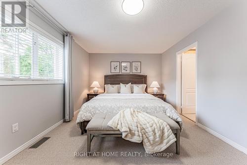 1133 Hickory Hollow Glen, Mississauga, ON - Indoor Photo Showing Bedroom