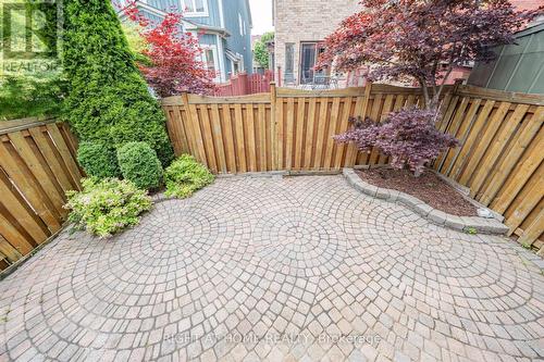 1133 Hickory Hollow Glen, Mississauga, ON - Outdoor With Deck Patio Veranda