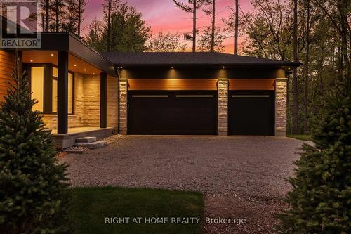 1318 Tiny Beaches Rd S Road, Tiny, ON - Outdoor