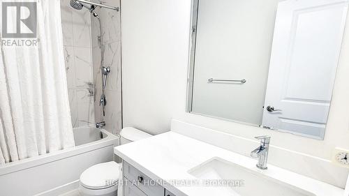 12 - 142 Foamflower Place, Waterloo, ON - Indoor Photo Showing Bathroom