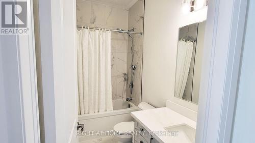 12 - 142 Foamflower Place, Waterloo, ON - Indoor Photo Showing Bathroom