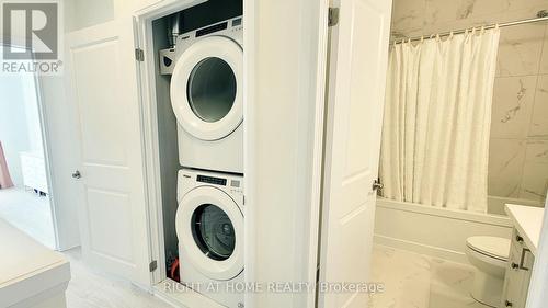 12 - 142 Foamflower Place, Waterloo, ON - Indoor Photo Showing Laundry Room