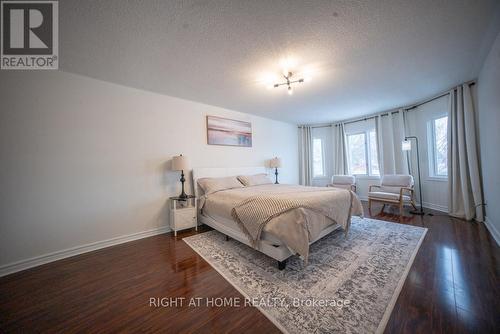 2088 Perran Drive, Mississauga, ON - Indoor Photo Showing Bedroom