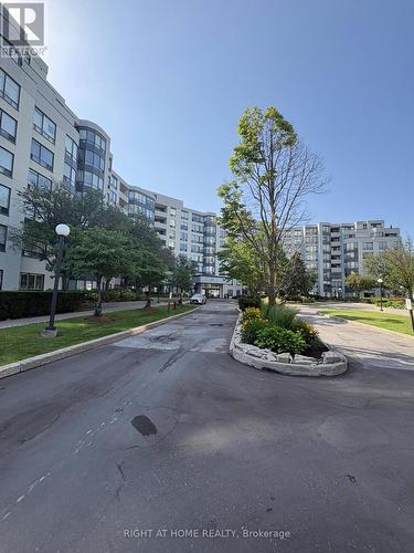 412 - 333 CLARK AVENUE W  Vaughan, ON L4J 7K4