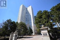 3202 - 3650 KANEFF CRESCENT Mississauga, ON L5A 4A1