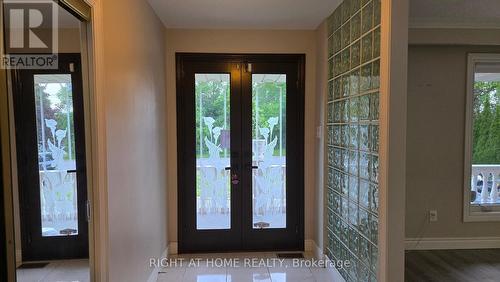 20 MAY AVENUE , Richmond Hill, Ontario L4C 3S6 3