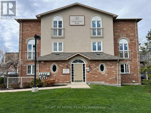 5 - 13 CHELTENHAM ROAD  Barrie, ON L4M 0E3