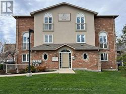 5 - 13 CHELTENHAM ROAD Barrie, ON L4M 0E3