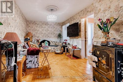4278 Sawmill Valley Drive, Mississauga, ON - Indoor Photo Showing Other Room
