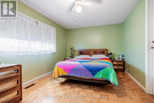 4278 Sawmill Valley Drive, Mississauga, ON - Indoor Photo Showing Bedroom