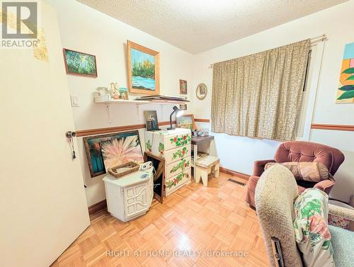 4278 Sawmill Valley Drive, Mississauga, ON - Indoor