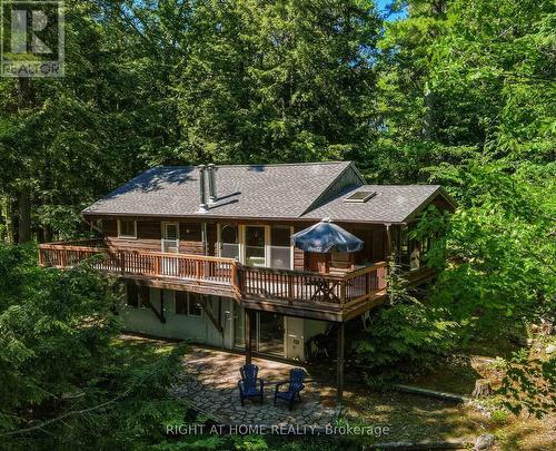 1527 MOON RIVER ROAD  Muskoka Lakes, ON P0C 1H0