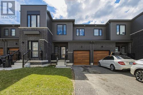 15 HAY LANE  Barrie, ON L9J 0V6