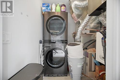 6 - 348 Wheat Boom Drive, Oakville, ON - Indoor Photo Showing Laundry Room