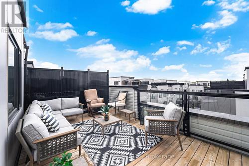 6 - 348 Wheat Boom Drive, Oakville, ON - Outdoor