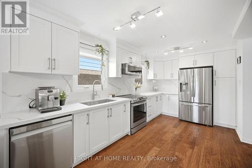 7013 Hickling Crescent, Mississauga, ON - Indoor Photo Showing Kitchen With Stainless Steel Kitchen With Upgraded Kitchen